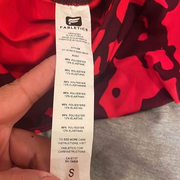 Fabletics Salar Leggings in Bonsoir Floral Print - Picture 7 of 7